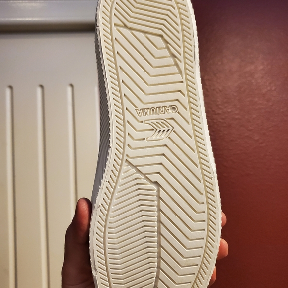 NWT Cariuma Low Off White Canvas Sneaker W 8 / M 6.5 - Picture 3 of 3